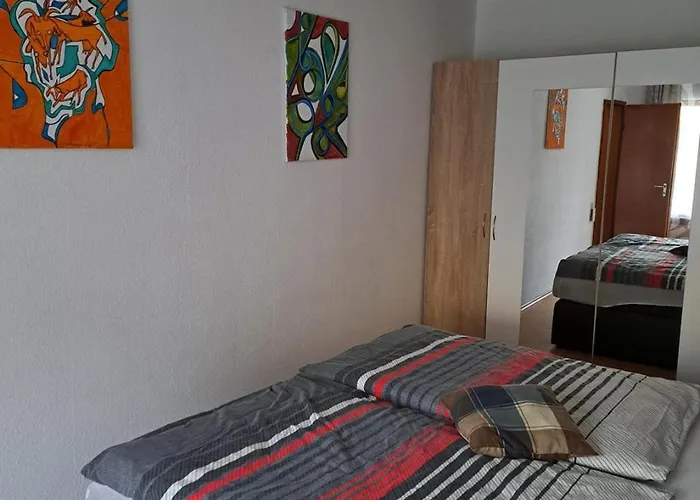 Wasgauer Felsen Und Seenland * Niederdorla