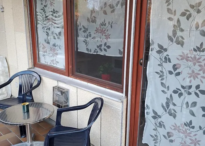 Wasgauer Felsen Und Seenland